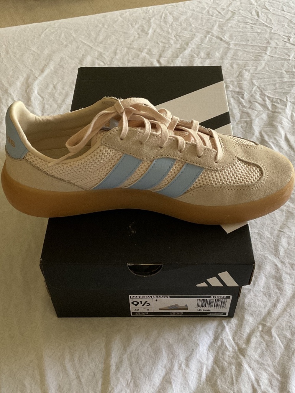 Women’s Adidas Barreda Decode